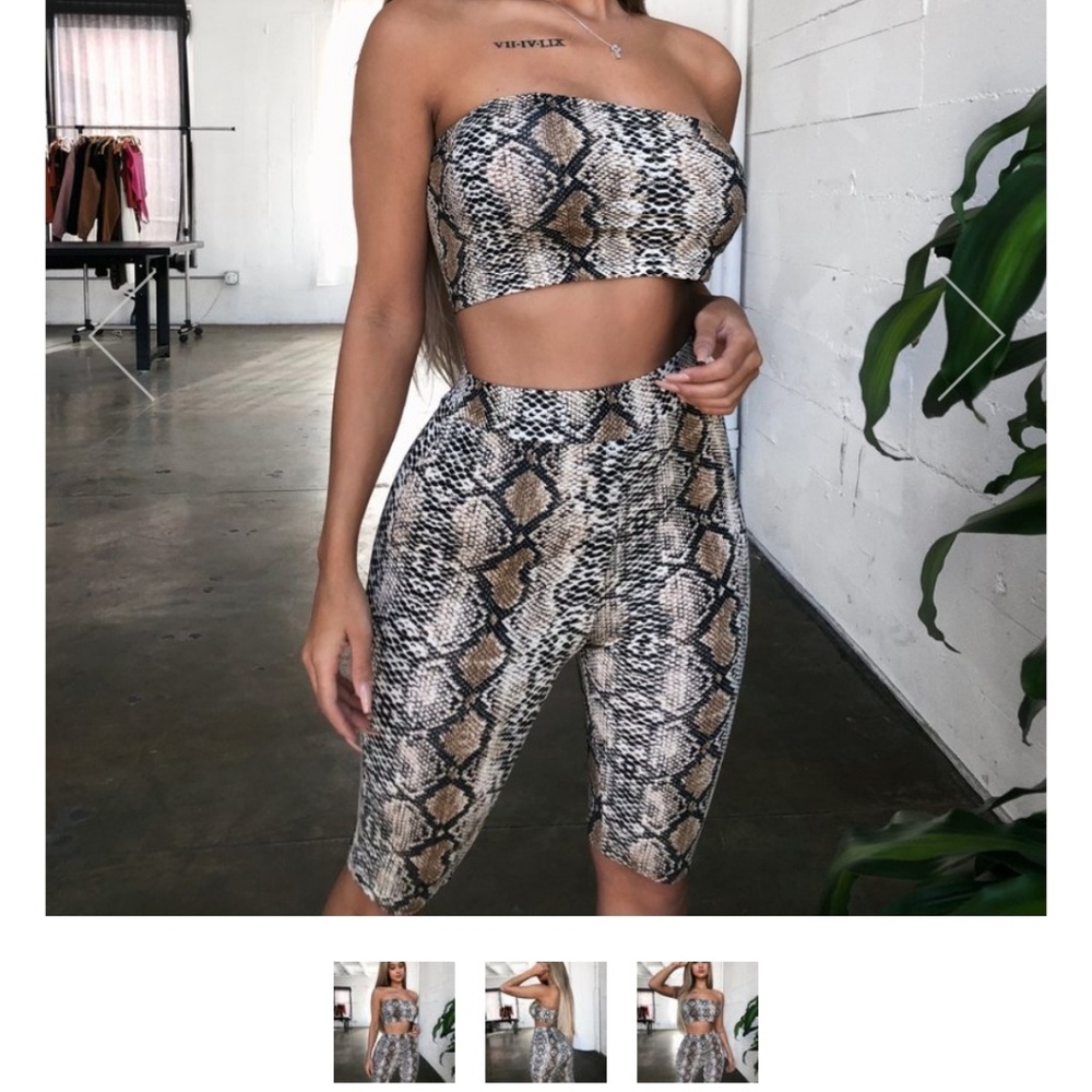 OOTD Snake print - 2 piece top and biker pants